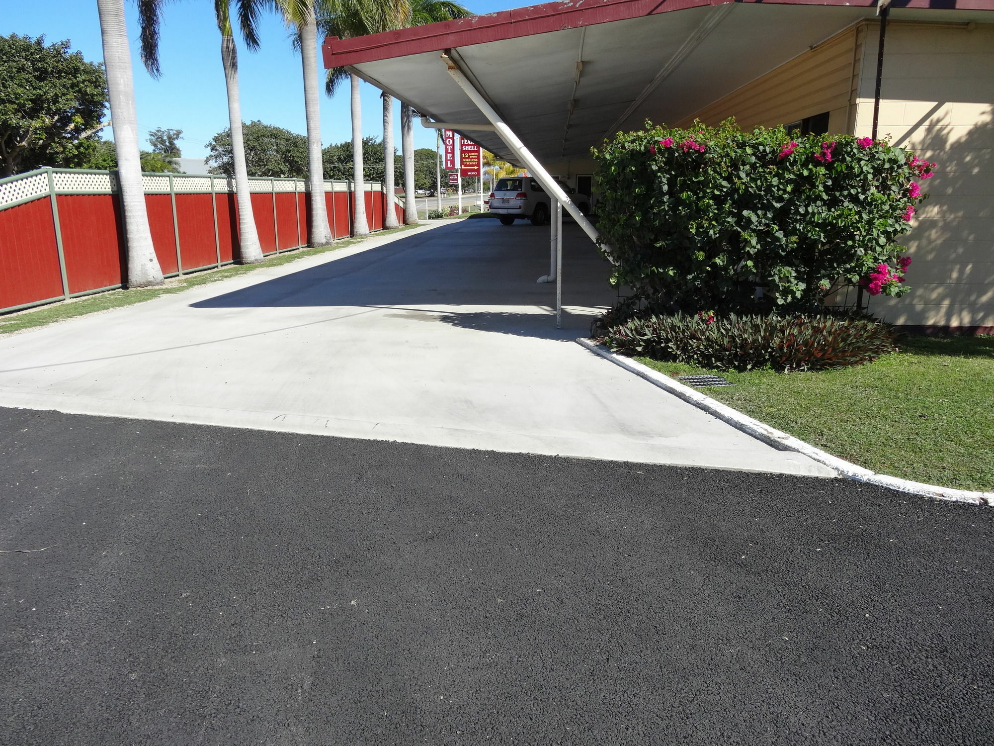 Shell Motel Bowen Exteriér fotografie